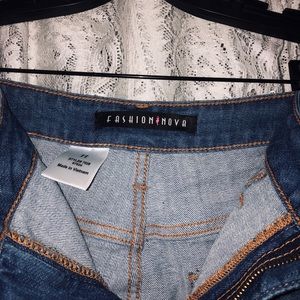 Fashion Nova High Wasted Shorts (knee Length)